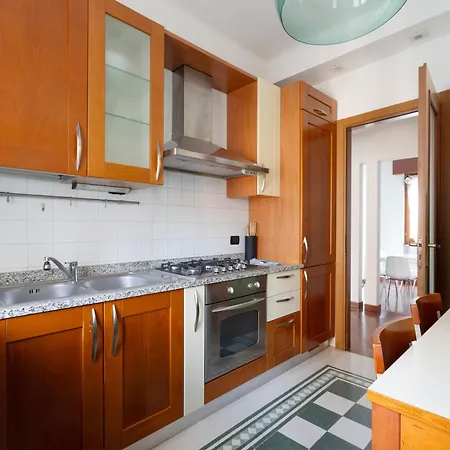 Apartamento Sondrio M3 - Spacious With Balcony! *